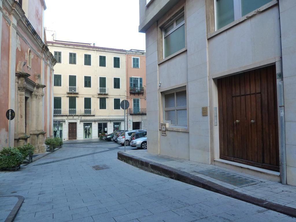 Il Castello Guest House ซัสซารี ภายนอก รูปภาพ
